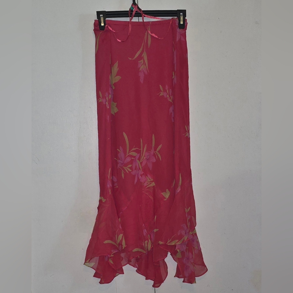 💥Asymmetrical Floral Chiffon Maxi Skirt - Picture 2 of 4